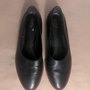 Via Spiga Women’s Paloma Smooth Leather Black Flats Almond Toe Slip On 7.5 M